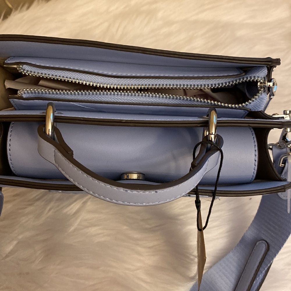 NWT Steve Madden (Bevelyn) Crossbody Bag w/Airpod Pouch - Blue Glaze - New Color - Picture 13 of 14